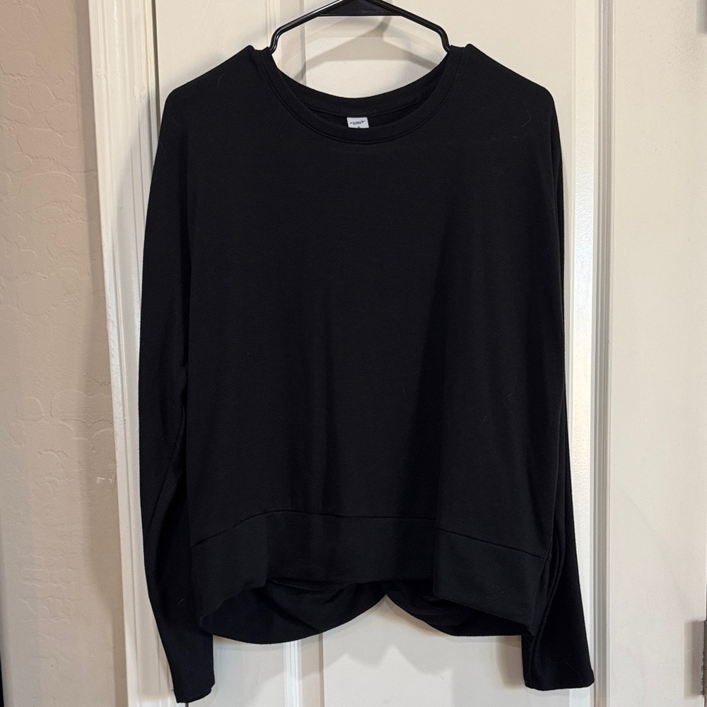 Old Navy Classic Black Long Sleeve Top / M59